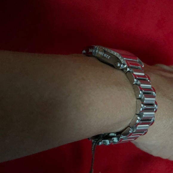 LADIES JUICY COUTURE SILVER TONE CRYSTAL WATCH - Picture 9 of 16